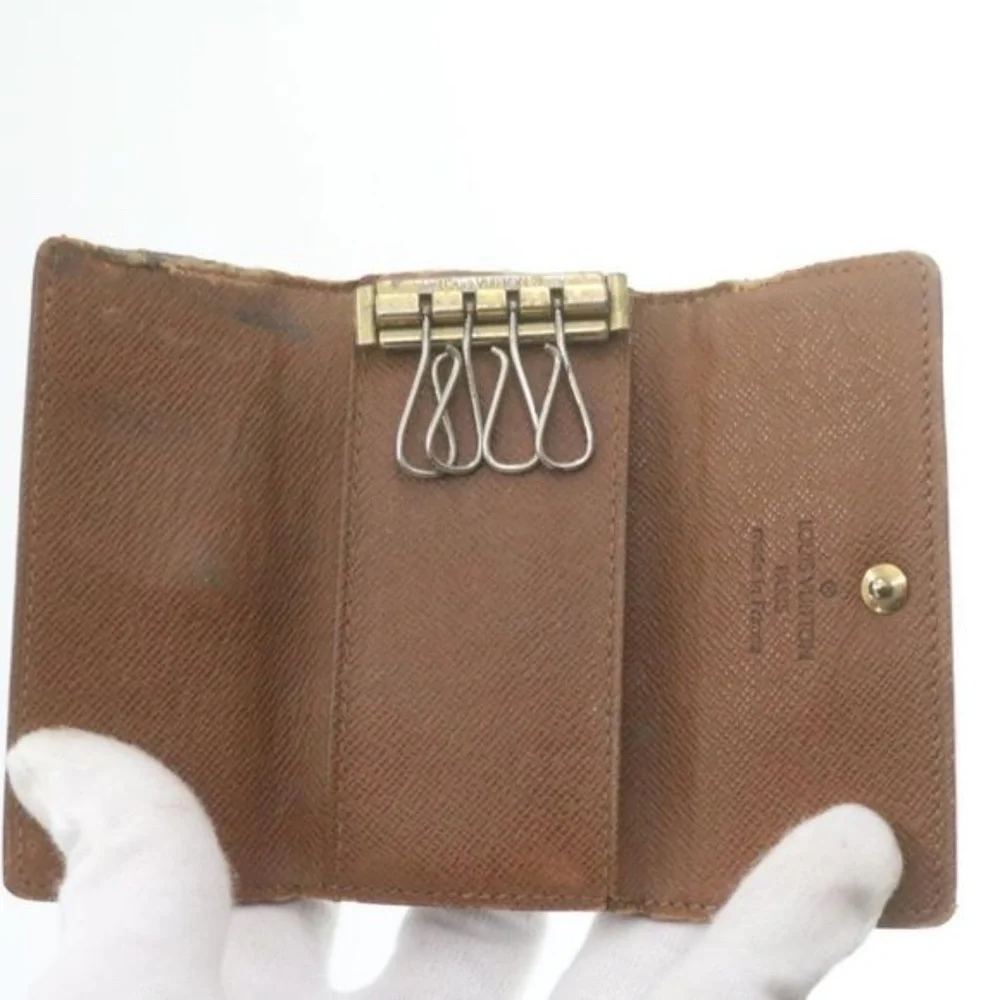 Louis Vuitton Key Holder/Wallet #530💥PRICE DROP💥